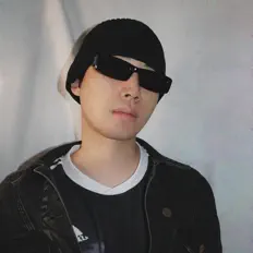 Dengarkan Boy Wonder, tonton video musik, baca bio, lihat tanggal tur & lainnya!