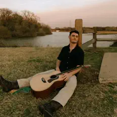 Escucha a Austin Reed, mira videos musicales, lee su biografía, consulta las fechas de las gira y más.