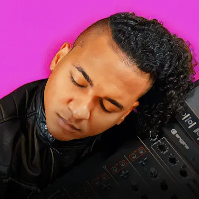 Listen to Julio Caezar, watch music videos, read bio, see tour dates & more!