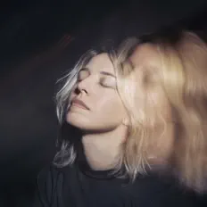 收听 WYMN、观看音乐视频、阅读小传、查看巡演日期等 ！