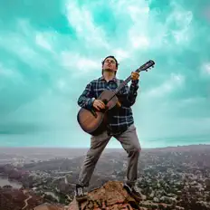 收听 Spencer Daniels、观看音乐视频、阅读小传、查看巡演日期等 ！