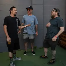 Ακούστε περιεχόμενο από Ill Rendition, παρακολουθήστε μουσικά βίντεο, διαβάστε το βιογραφικό, δείτε ημερομηνίες περιοδείας, και πολλά ακόμη!