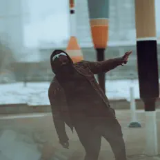 Dengarkan Tyler Sweet, tonton video musik, baca bio, lihat tanggal tur & lainnya!