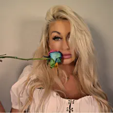Listen to Bratty Cupcakes, watch music videos, read bio, see tour dates & more!