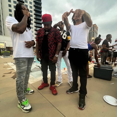 Approach me (feat. Gro & Raddie) - Single