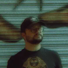 Ακούστε περιεχόμενο από Village, παρακολουθήστε μουσικά βίντεο, διαβάστε το βιογραφικό, δείτε ημερομηνίες περιοδείας, και πολλά ακόμη!