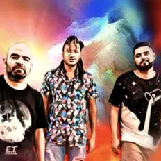 Ascolta Unidentified Styles, guarda video musicali, leggi la biografia, vedi le date del tour & altro!