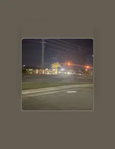 Hör dir Hoodie Trash an, schau dir Musikvideos an, lies die Biografie, finde Tourdaten und mehr!