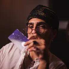 Ακούστε περιεχόμενο από Luis Abrantes, παρακολουθήστε μουσικά βίντεο, διαβάστε το βιογραφικό, δείτε ημερομηνίες περιοδείας, και πολλά ακόμη!