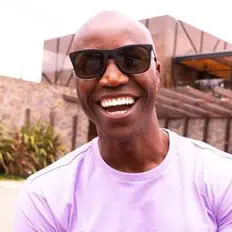 Fausto Murillo सुनें, म्यूज़िक वीडियो देखें, बायो पढ़ें, दौरे की तारीखें और बहुत कुछ देखें!