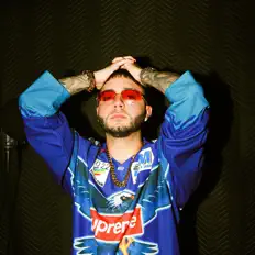 Dengarkan Joey Trill, tonton video musik, baca bio, lihat tanggal tur & lainnya!