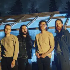 Escucha a Blessed, mira videos musicales, lee su biografía, consulta las fechas de las gira y más.