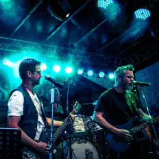 Dengarkan Imperial Council, tonton video musik, baca bio, lihat tanggal tur & lainnya!