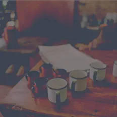 Coffee House Classics सुनें, म्यूज़िक वीडियो देखें, बायो पढ़ें, दौरे की तारीखें और बहुत कुछ देखें!
