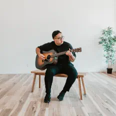 Luis Pachecoを聴いたり、ミュージックビデオを鑑賞したり、経歴やツアー日程などを確認したりしましょう！