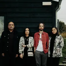 Ascolta The Little Unsaid, guarda video musicali, leggi la biografia, vedi le date del tour & altro!