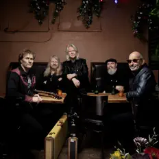 Listen to Hellbillies, watch music videos, read bio, see tour dates & more!