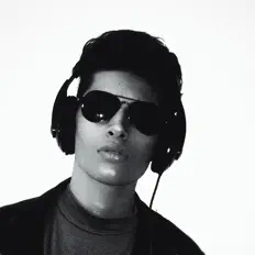 Luister naar Fayrlane, bekijk muziekvideo's, lees de bio, bekijk de tourdata, en meer!