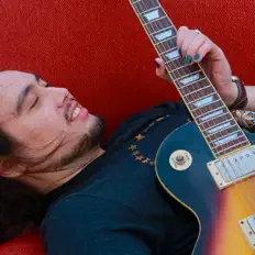 收听 Dylan Kaiser、观看音乐视频、阅读小传、查看巡演日期等 ！