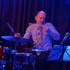 Ascolta Jacob Roved Quintet, guarda video musicali, leggi la biografia, vedi le date del tour & altro!