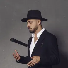 Dengarkan Sharara, tonton video musik, baca bio, lihat tanggal tur & lainnya!