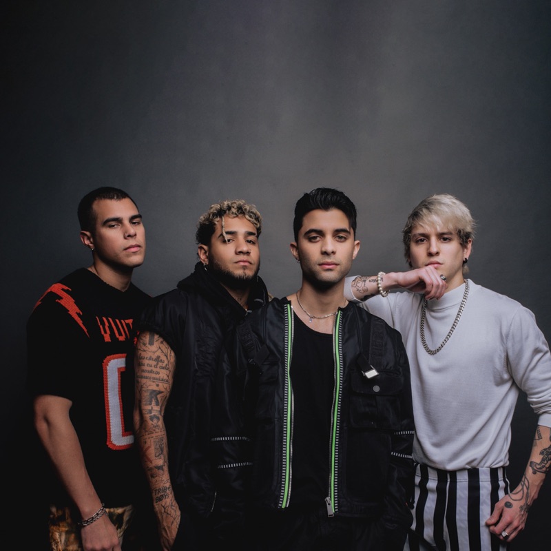 Song - Reggaetón Lento (Remix) - CNCO & Little Mix