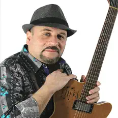 Ouve Victor Samalot, vê vídeos de música, lê a biografia, vê as datas da digressão e muito mais!