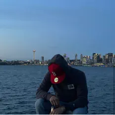 Listen to El de la R, watch music videos, read bio, see tour dates & more!