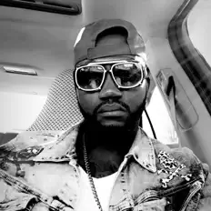 Ouça SyLLA Diamond, assista a videoclipes, leia a biografia, veja as datas das turnês e mais!