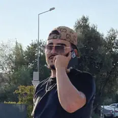 Listen to BERDO, watch music videos, read bio, see tour dates & more!