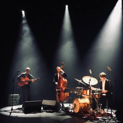 Msafren channel - موسيقى حزينه فيولا حاول لاتبكي