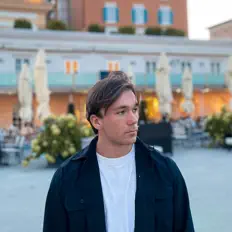 Listen to Clement B, watch music videos, read bio, see tour dates & more!
