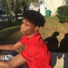 聆聽 Crivax、觀看音樂影片、閱讀小傳、查看巡演日期等！