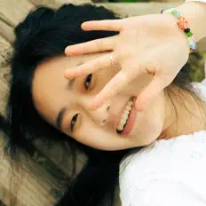 收听 Christina Shin、观看音乐视频、阅读小传、查看巡演日期等 ！