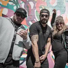 Ascolta Th3rd Coast Roots, guarda video musicali, leggi la biografia, vedi le date del tour & altro!