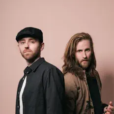 Escucha a The Abrams, mira vídeos musicales, lee la biografía, consulta fechas de giras y mucho más.