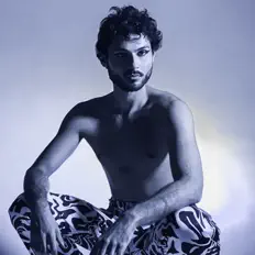 Escucha a Percy, mira vídeos musicales, lee la biografía, consulta fechas de giras y mucho más.