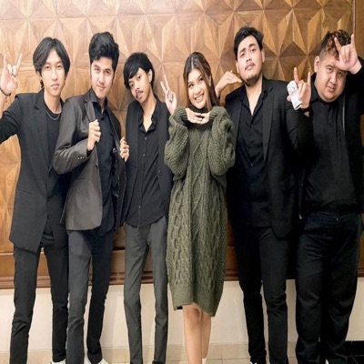 NM Boys - Kamu Nggak Sendirian (feat. NABILA MAHARANI) [Live]