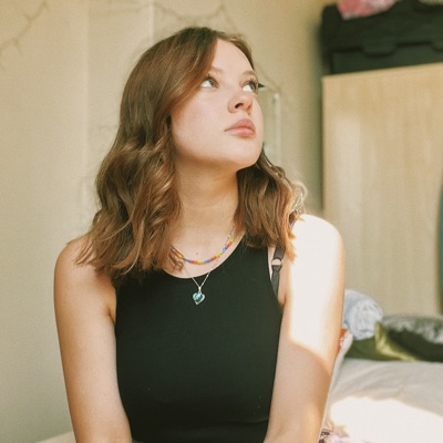 Listen to Gracie Jolene, watch music videos, read bio, see tour dates & more!