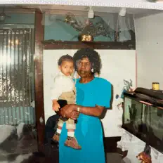 Hör dir Gods Fresco an, schau dir Musikvideos an, lies die Biografie, finde Tourdaten und mehr!