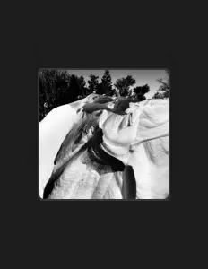 Tumbledown Mountain dinle, müzik videolarını izle, biyografisini oku, tur tarihlerini ve daha fazlasını gör!