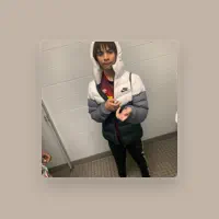 undefinedを聴いたり、ミュージックビデオを鑑賞したり、経歴やツアー日程などを確認したりしましょう！