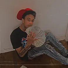 901Redを聴いたり、ミュージックビデオを鑑賞したり、経歴やツアー日程などを確認したりしましょう！