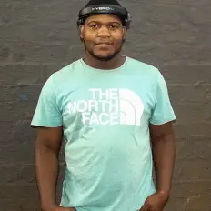 Ouça Bonka Sa, assista a videoclipes, leia a biografia, veja as datas das turnês e mais!