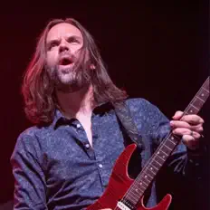 Écoutez James Erickson, regardez des vidéoclips, lisez la biographie, consultez les dates de tournée et plus encore !