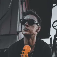 Escucha a Joe Flip, mira videos musicales, lee su biografía, consulta las fechas de las gira y más.