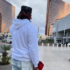 Escucha a Zayy Marcel, mira videos musicales, lee su biografía, consulta las fechas de las gira y más.