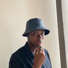 Dengarkan Kofi Sab, tonton video musik, baca bio, lihat tanggal tur & lainnya!