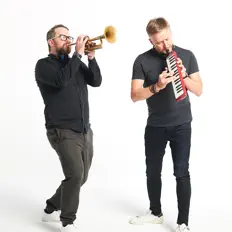 Reality Radio: песни, клипы, биография, даты выступлений и многое другое.