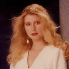 Listen to Laurie Larson, watch music videos, read bio, see tour dates & more!